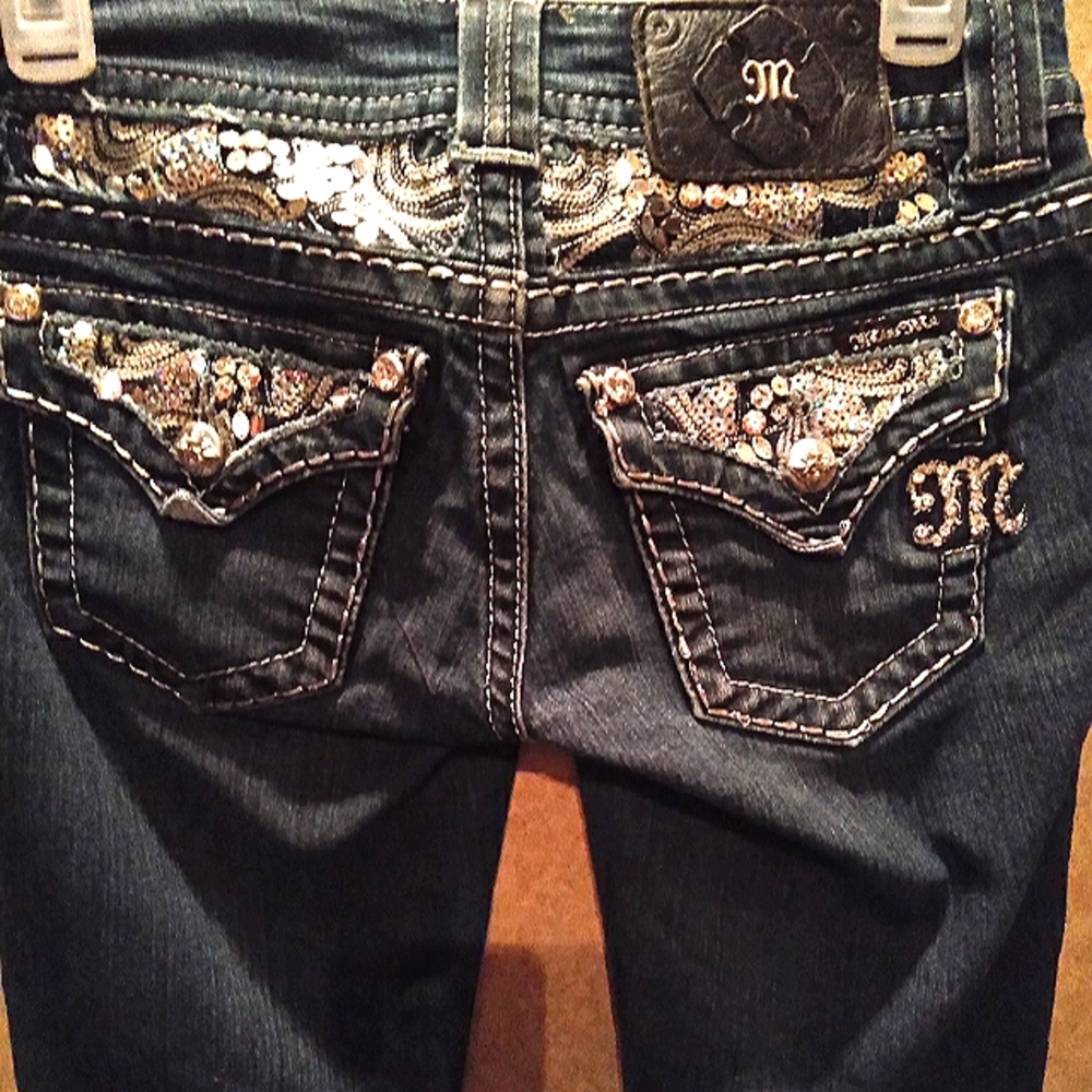 Miss Me Jean's, size- 25, in-seam-28,
